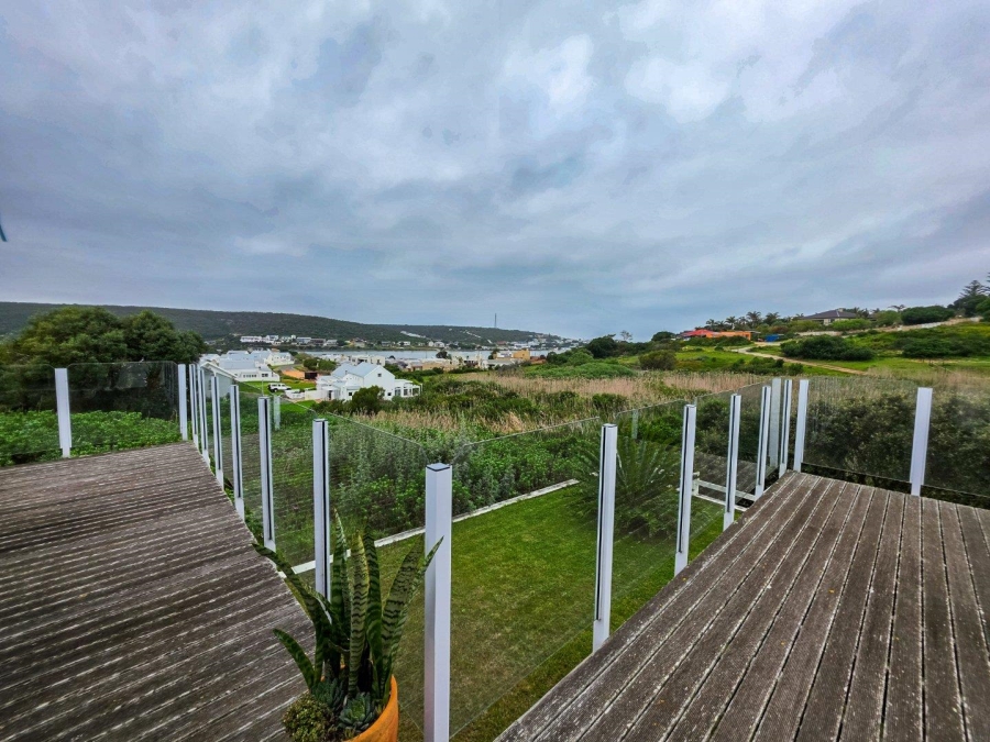 3 Bedroom Property for Sale in Stilbaai Wes Western Cape